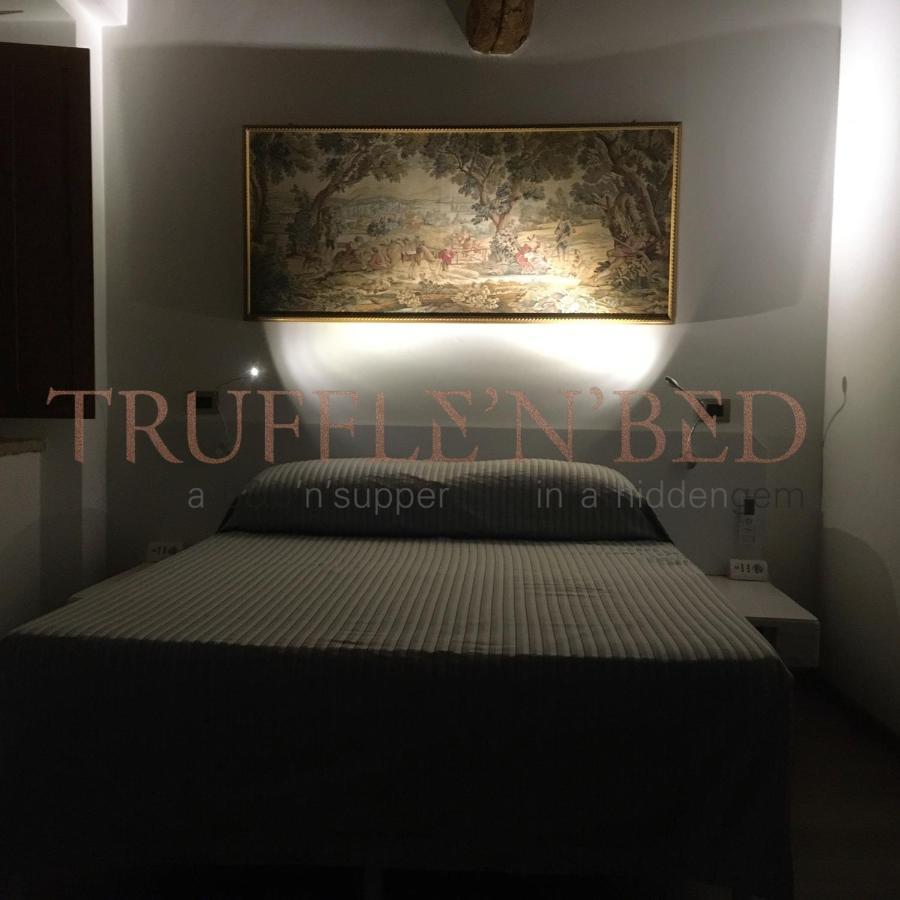 مبيت وإفطار San Giovanni dʼAsso Truffle'N'Bed المظهر الخارجي الصورة